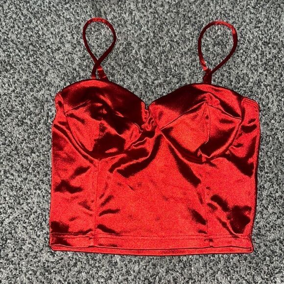 Liz & Sara - Red Satin - Camisole - Lightly Padded - S - Picture 1 of 3